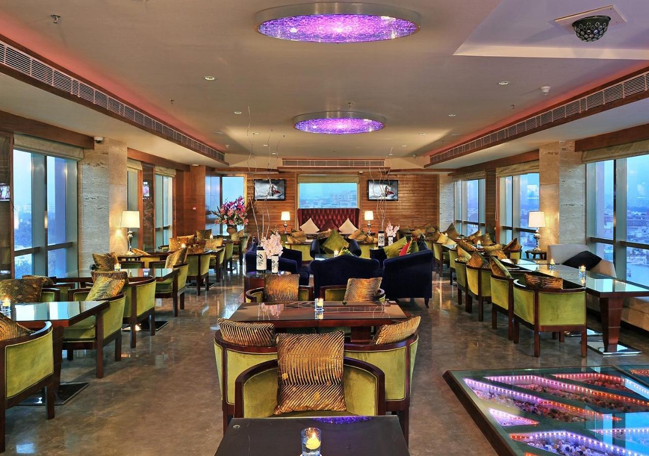 Skycity Hotel Gurgaon Ngoại thất bức ảnh