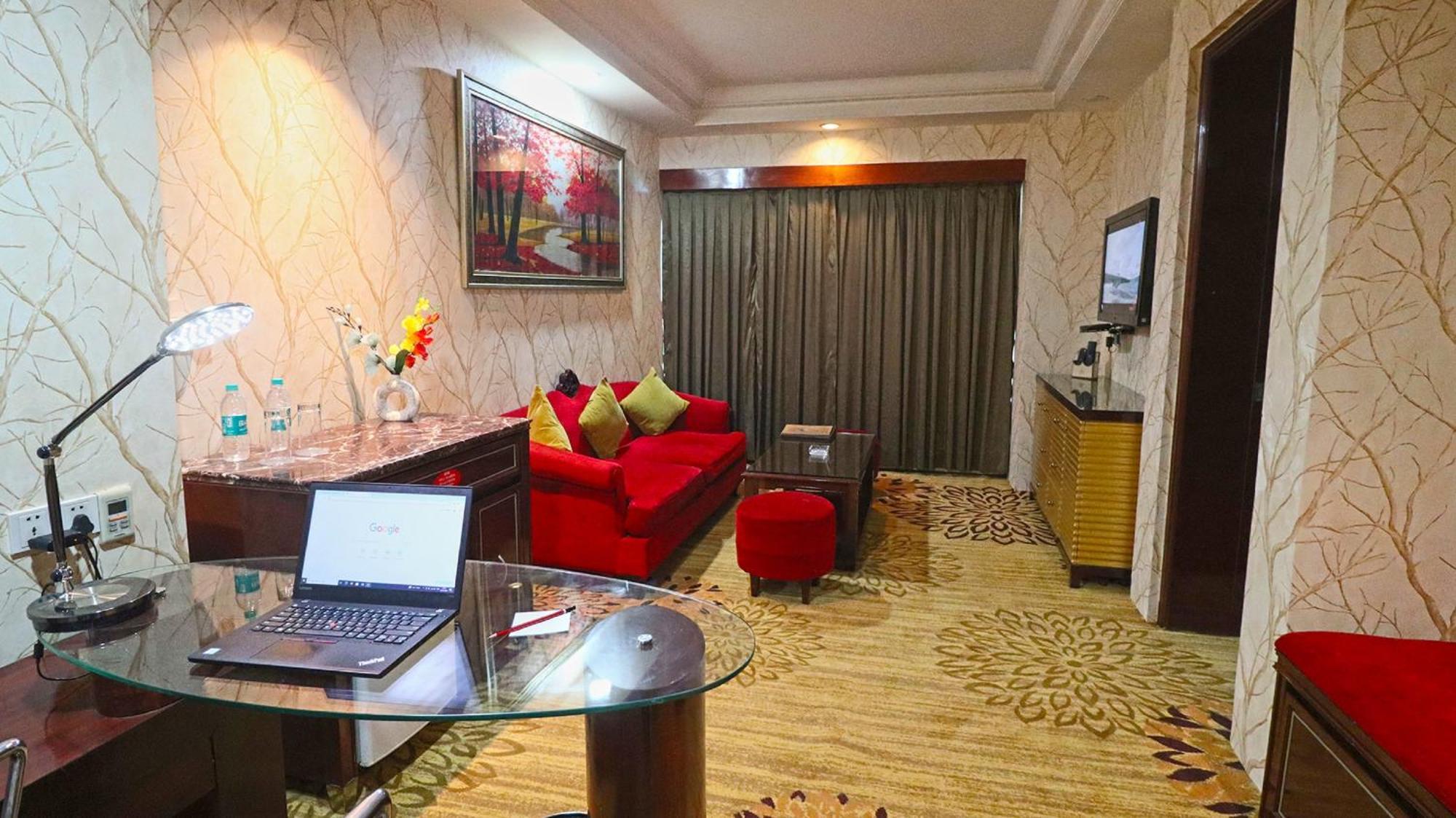 Skycity Hotel Gurgaon Ngoại thất bức ảnh