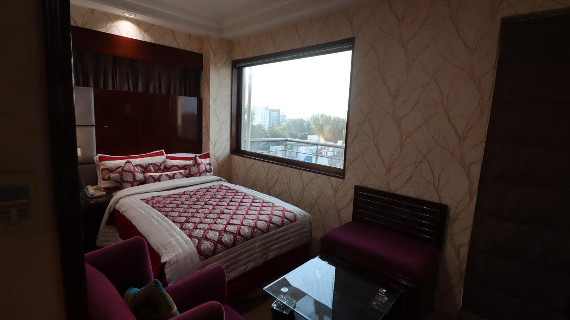 Skycity Hotel Gurgaon Ngoại thất bức ảnh