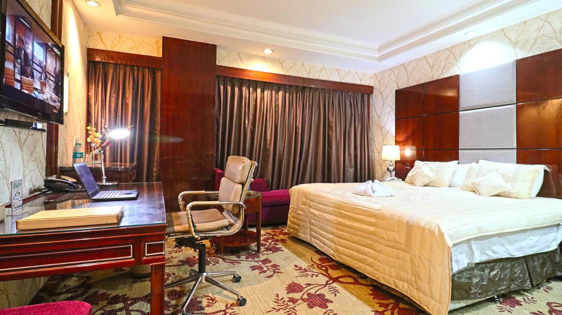Skycity Hotel Gurgaon Ngoại thất bức ảnh