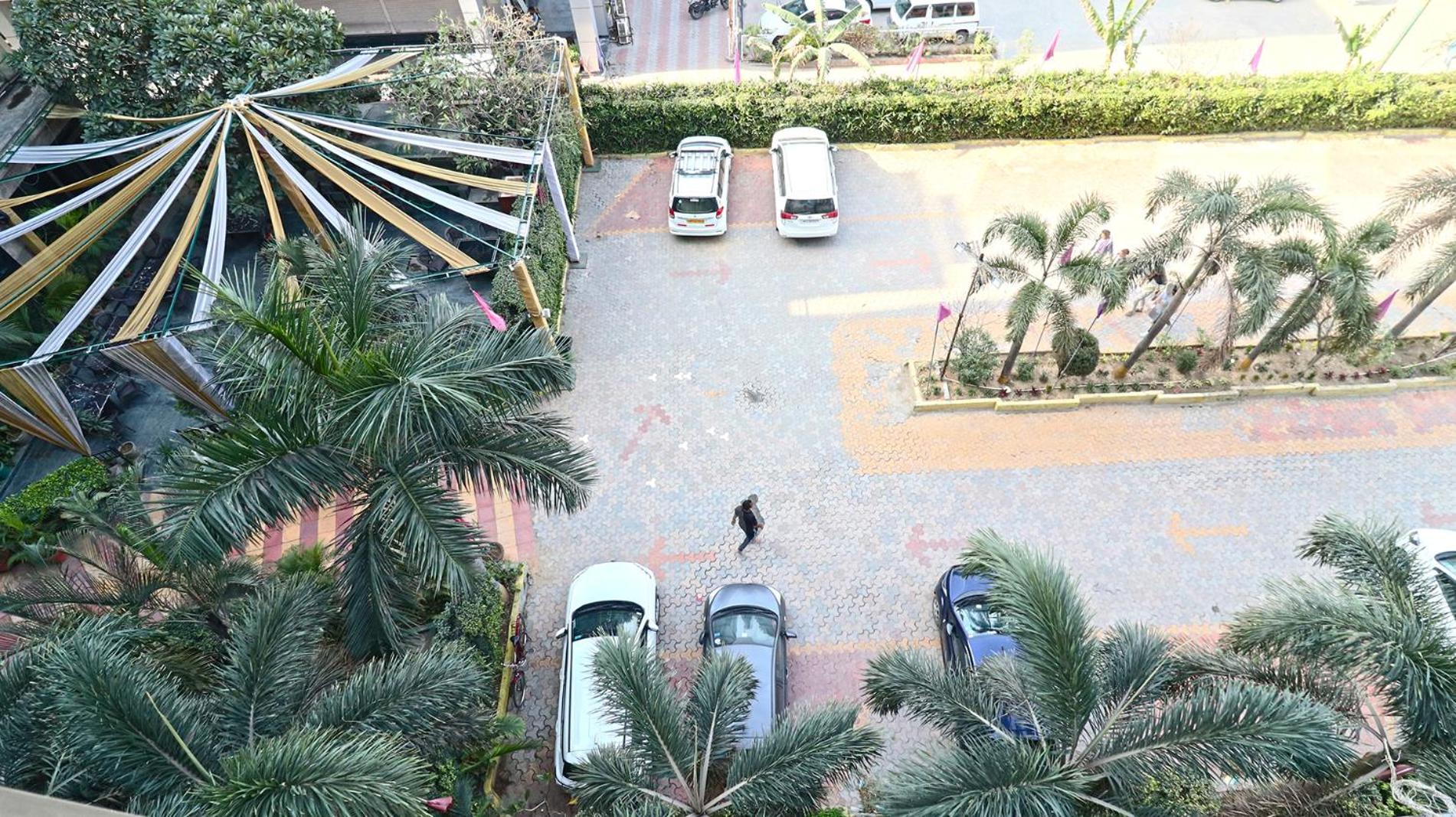 Skycity Hotel Gurgaon Ngoại thất bức ảnh
