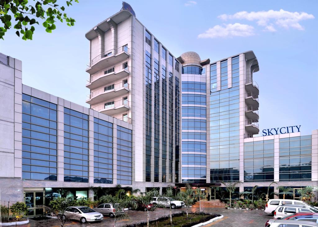 Skycity Hotel Gurgaon Ngoại thất bức ảnh
